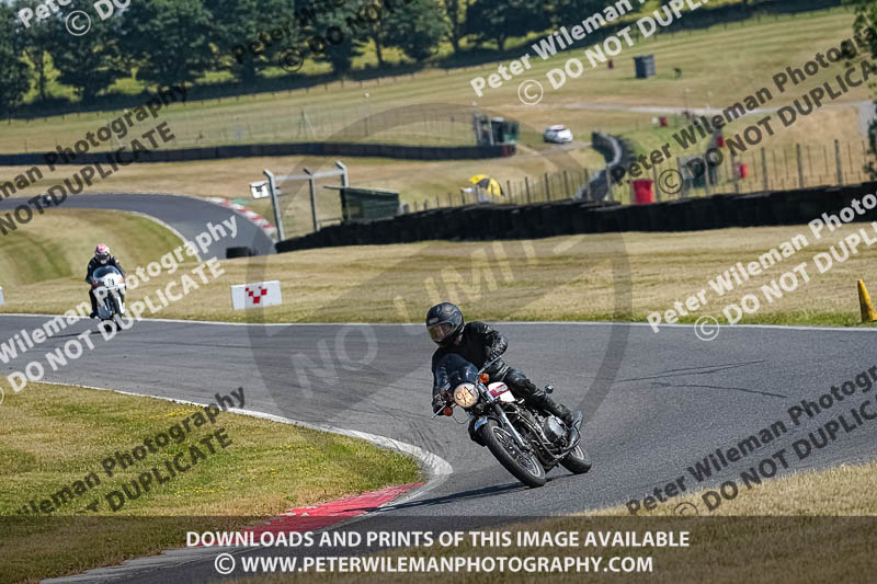 cadwell park;cadwell park photographs;cadwell trackday photographs;enduro digital images;event digital images;eventdigitalimages;peter wileman photography;racing digital images;trackday digital images;trackday photos